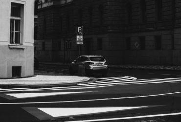 Role of cloud computing in autonomous driving development