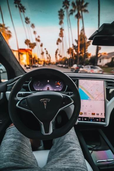 Self-driving cars: The 21st-century trolley problem