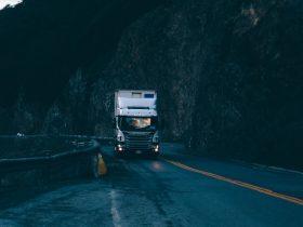 City officials can combat climate change with fleet management solutions