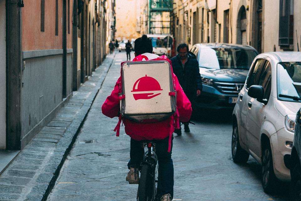Last-mile delivery can get a lift from payments modernization