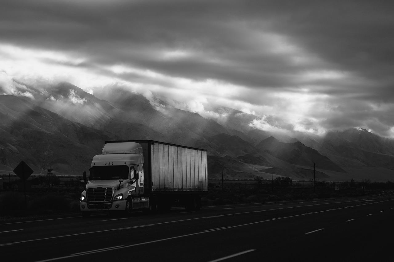 4 ways Big Data improves logistics